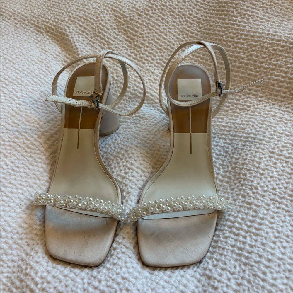 Dolce Vita “Noel” in Vanilla Pearl